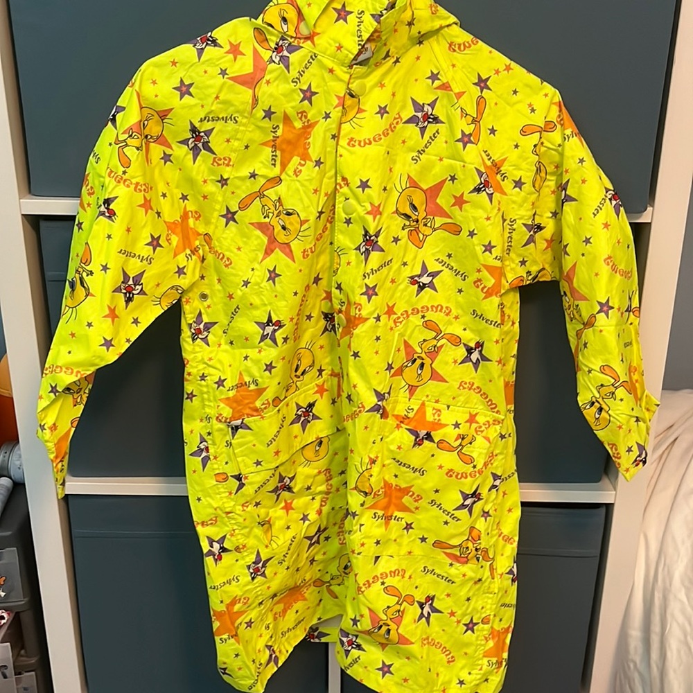 LOONEY TUNES vintage tweety rain coat